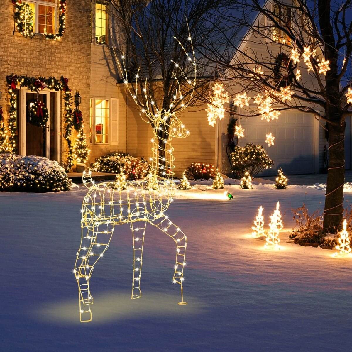 3D LED Šiaurės Elnio Kalėdinė Dekoracija – 300 LED, Atsparus Blogam Orui